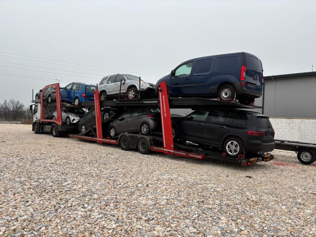 MoveCars4u vehicle transport gallery