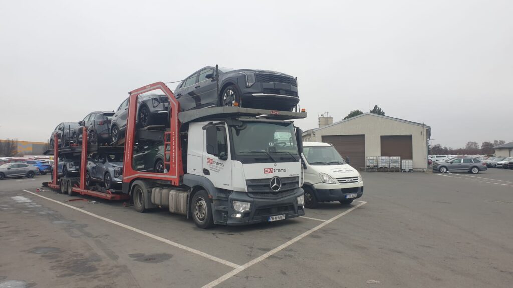 MoveCars4u vehicle transport gallery