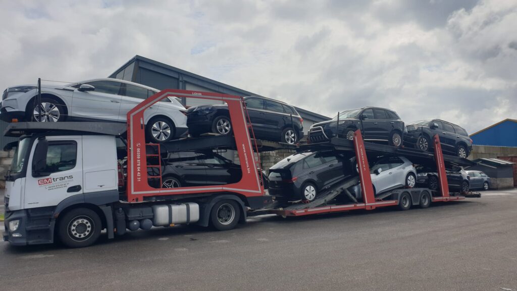 MoveCars4u vehicle transport gallery